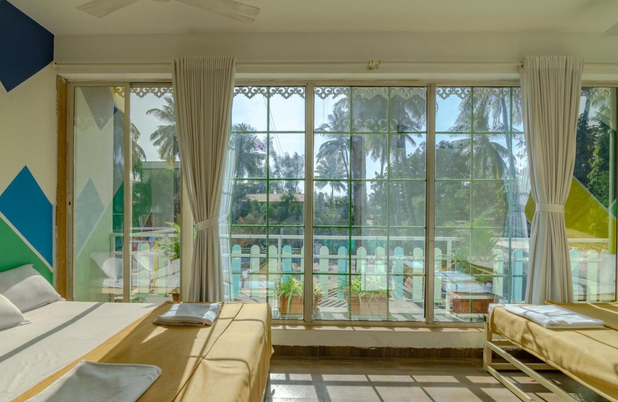 White House Beach Resort, Nagaon Exterior foto